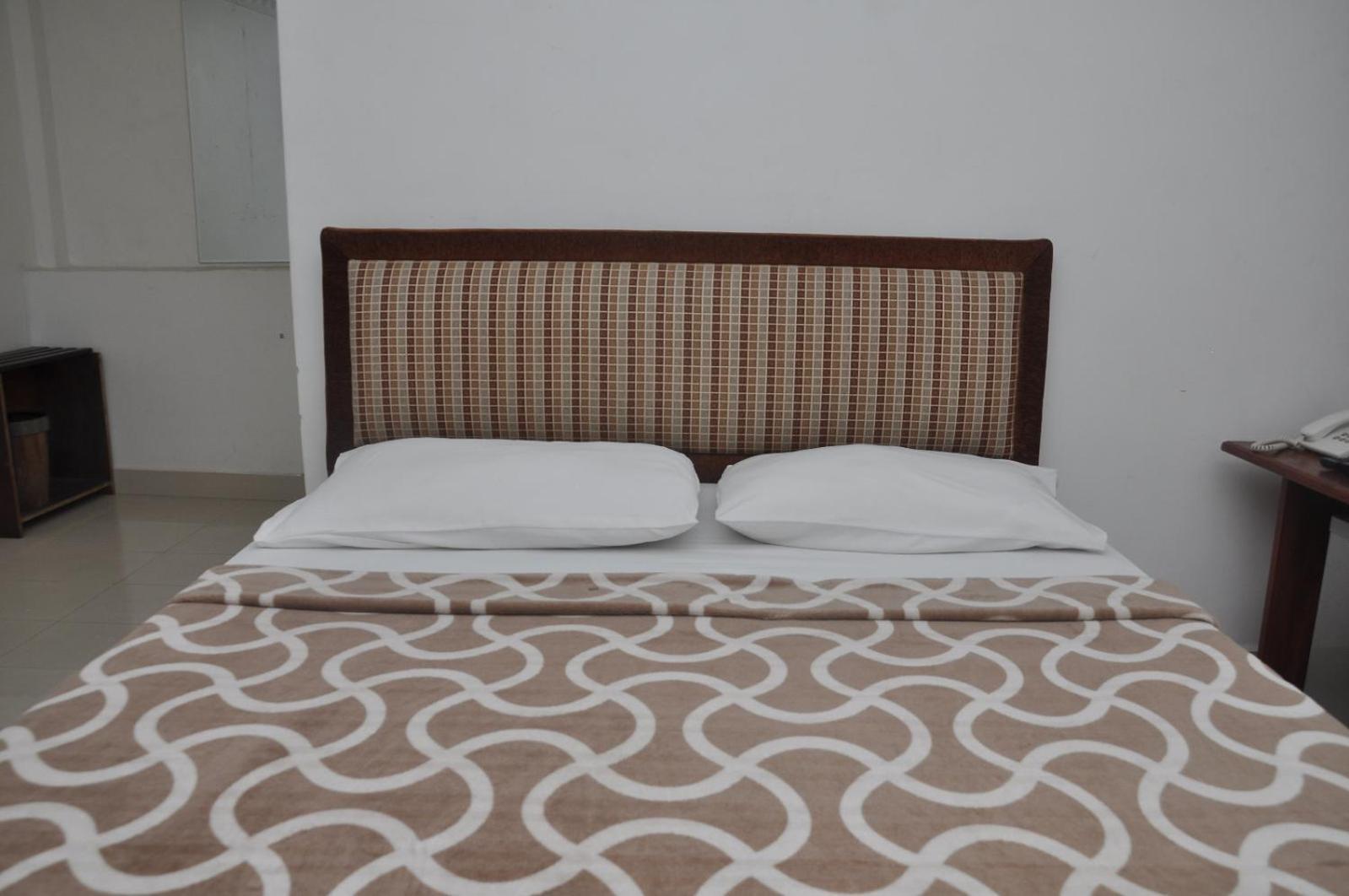 Saasha City Hotel Colombo Extérieur photo