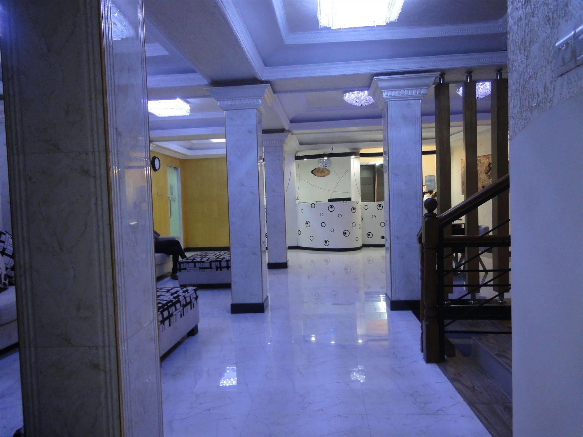 Saasha City Hotel Colombo Extérieur photo